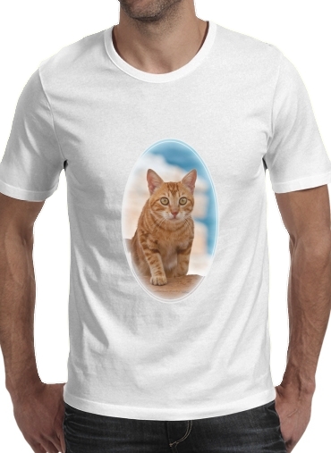  Ginger kitten on a cliff voor Mannen T-Shirt