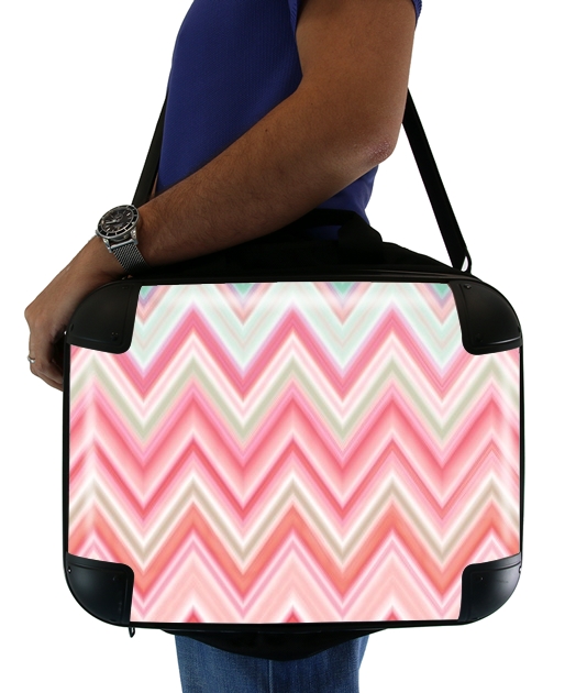  colorful chevron in pink voor Laptoptas