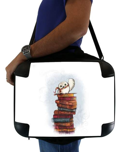  Owl and Books voor Laptoptas