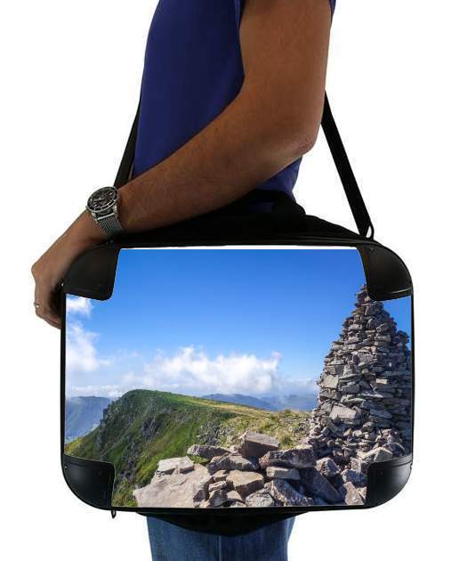  Puy mary and chain of volcanoes of auvergne voor Laptoptas